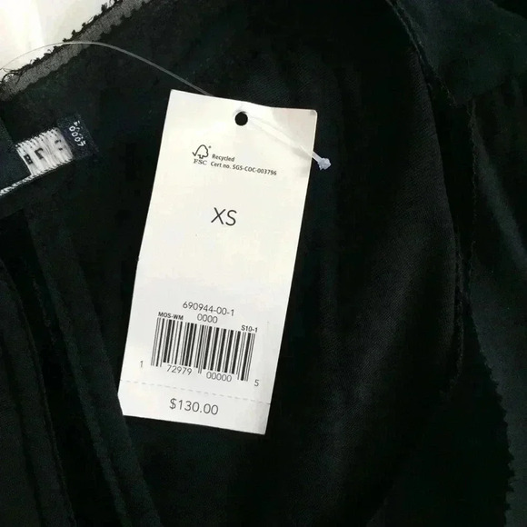 NWT Banana Republic Velvet Short Sleeve Dress - Picture 7 of 7